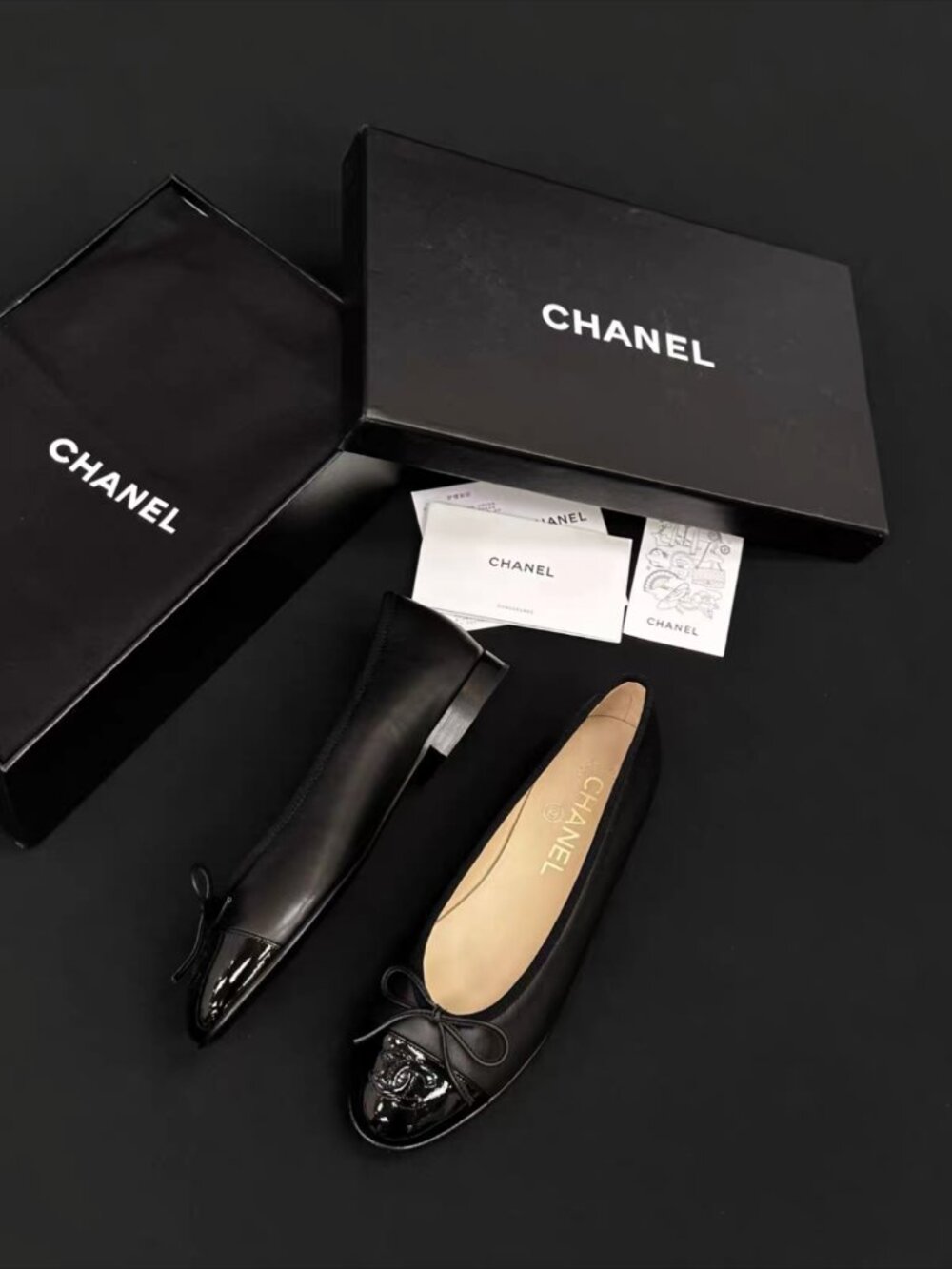 Chanel Black Leather Bow CC Logo Round Toe Ballet Flats - Picture 4 of 7